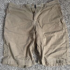 BKE Men's Tan Flat Front Athletic Khaki Shorts Size 34
